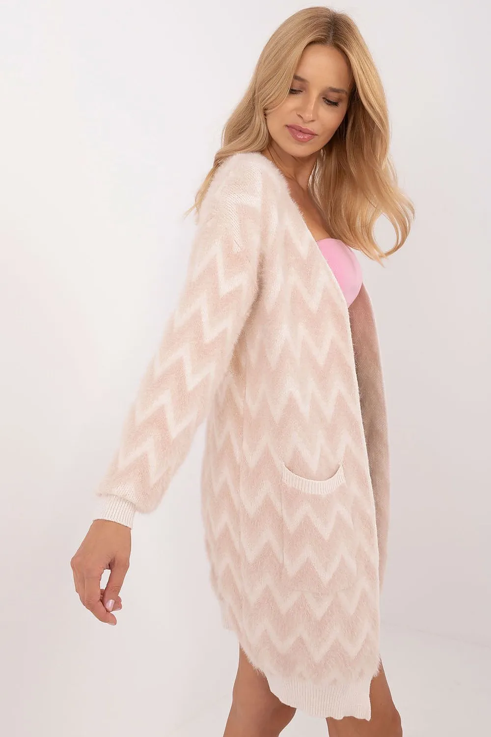 Cardigan model 199545 AT