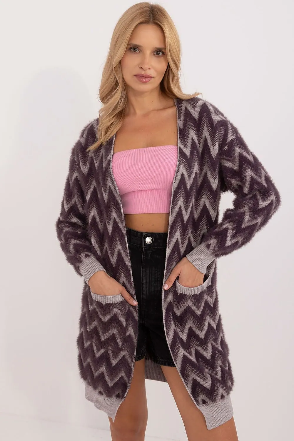 Cardigan model 199545 AT