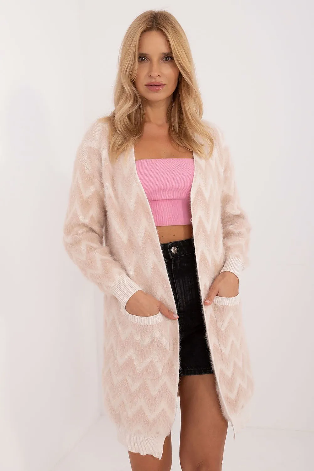 Cardigan model 199545 AT