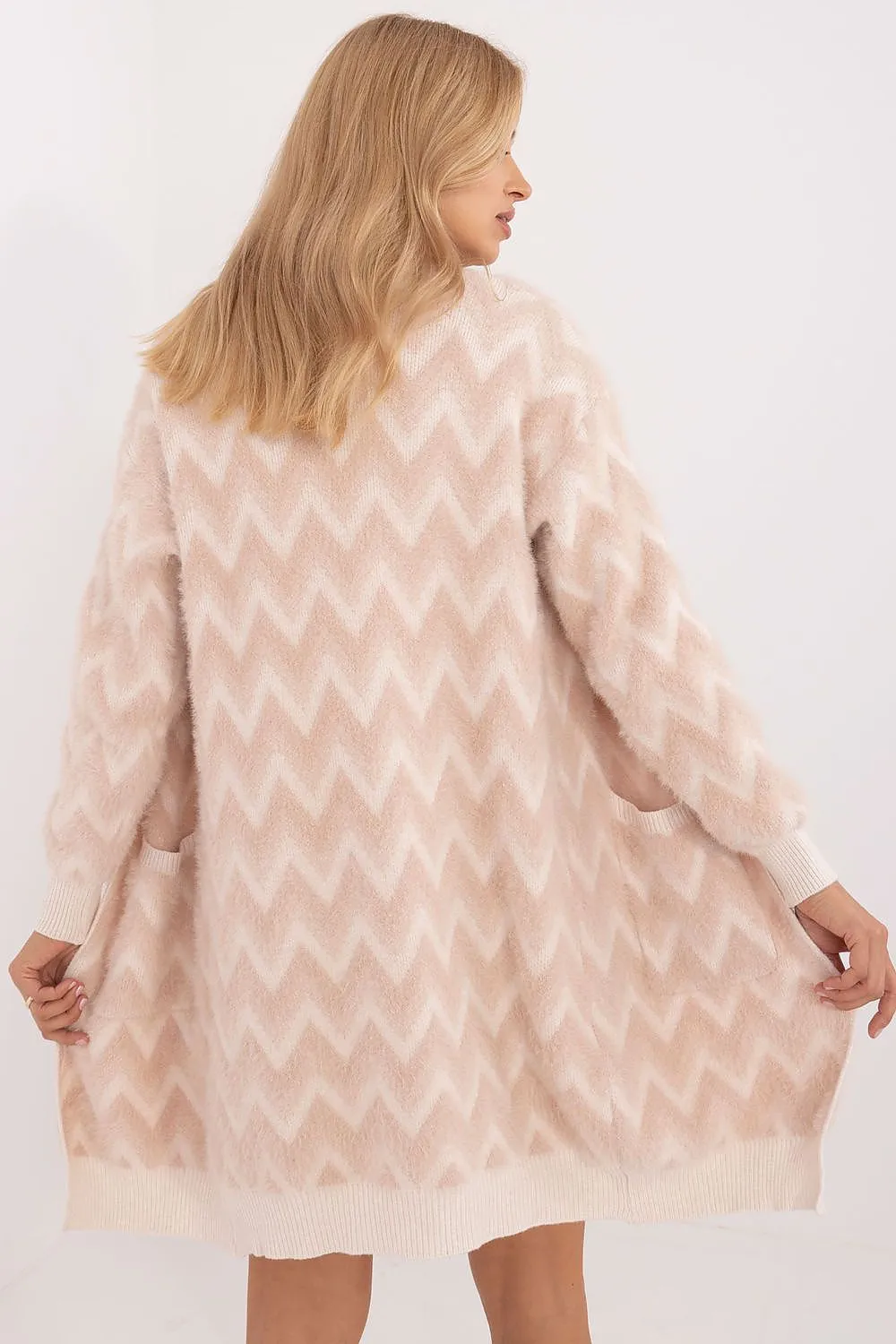 Cardigan model 199545 AT