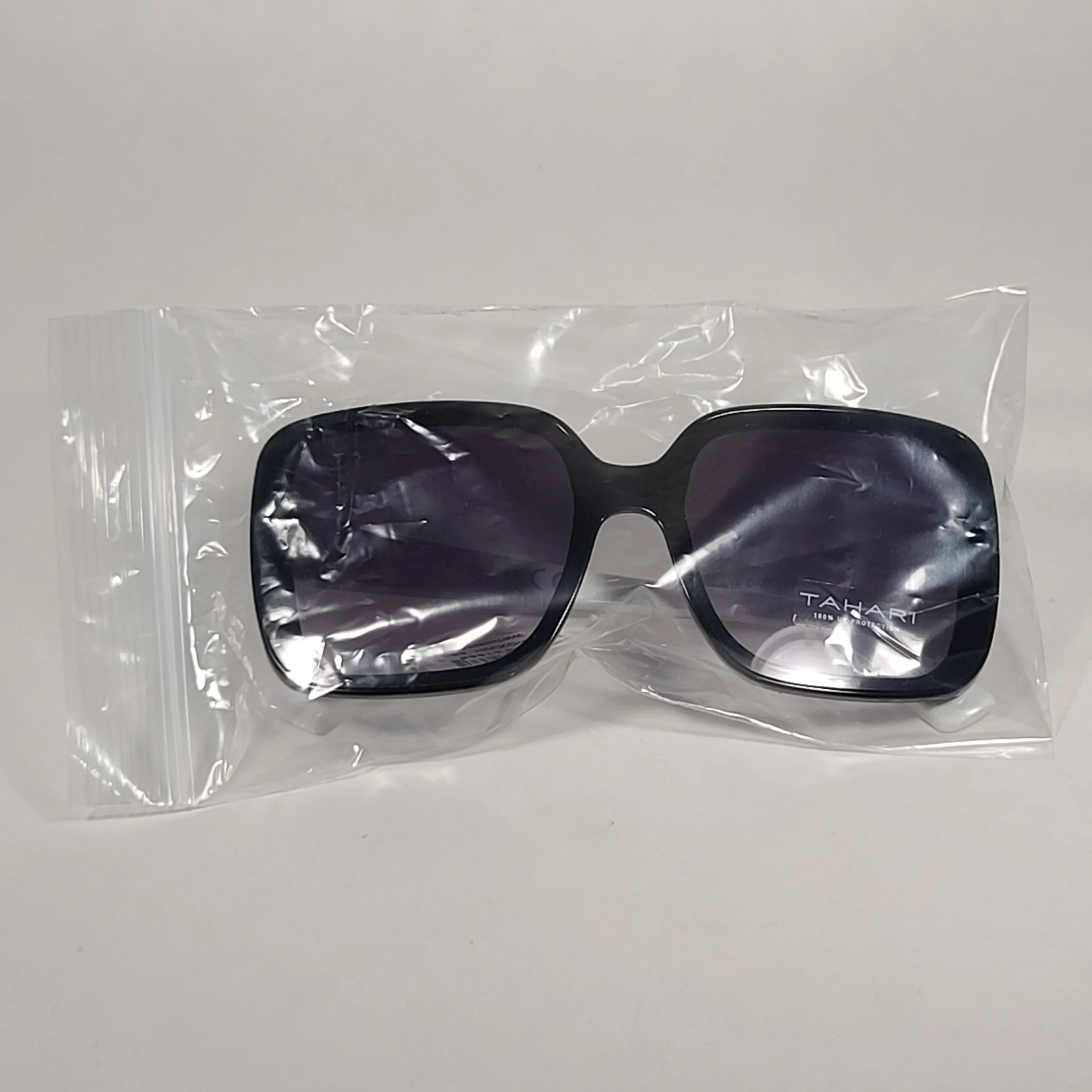 Tahari Butterfly Oversize Sunglasses Black And White Frame Smoke Gradient Lens TH815 OX